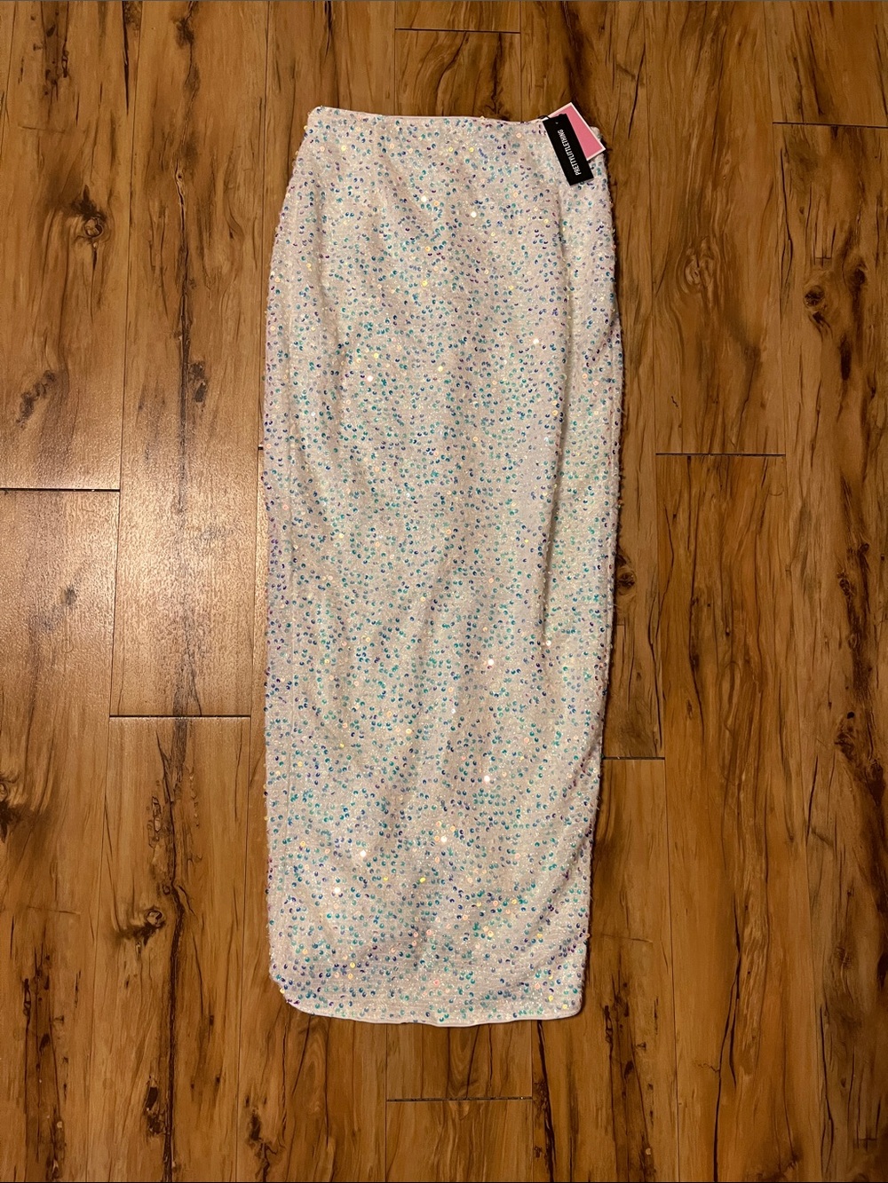 PrettyLittleThing Shape White Sequin Maxi Skirt with Iridescent Sparkle